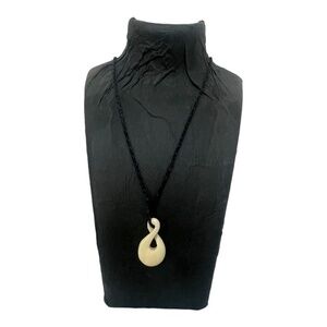 Bone twist eight number pendant Jewellery Necklace 1-1/4" x 3/4"